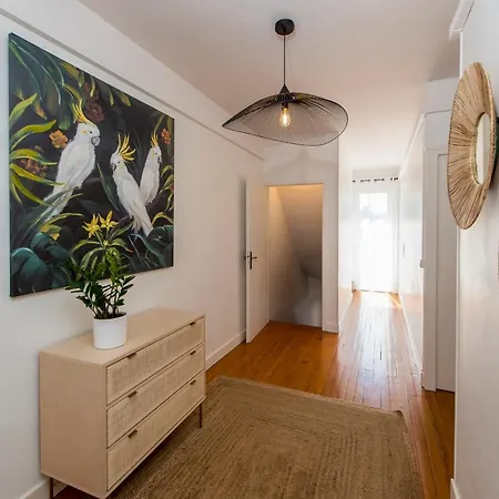 Suites Mana: Chic Downtown Rethel with Private Fitness Exterior photo