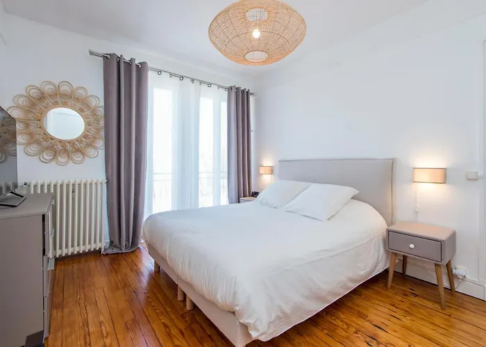 Suites Mana - Le Manaloft, Chic Et Moderne Avec Salle Privee De Fitness En Plein Centre-Ville De Rethel