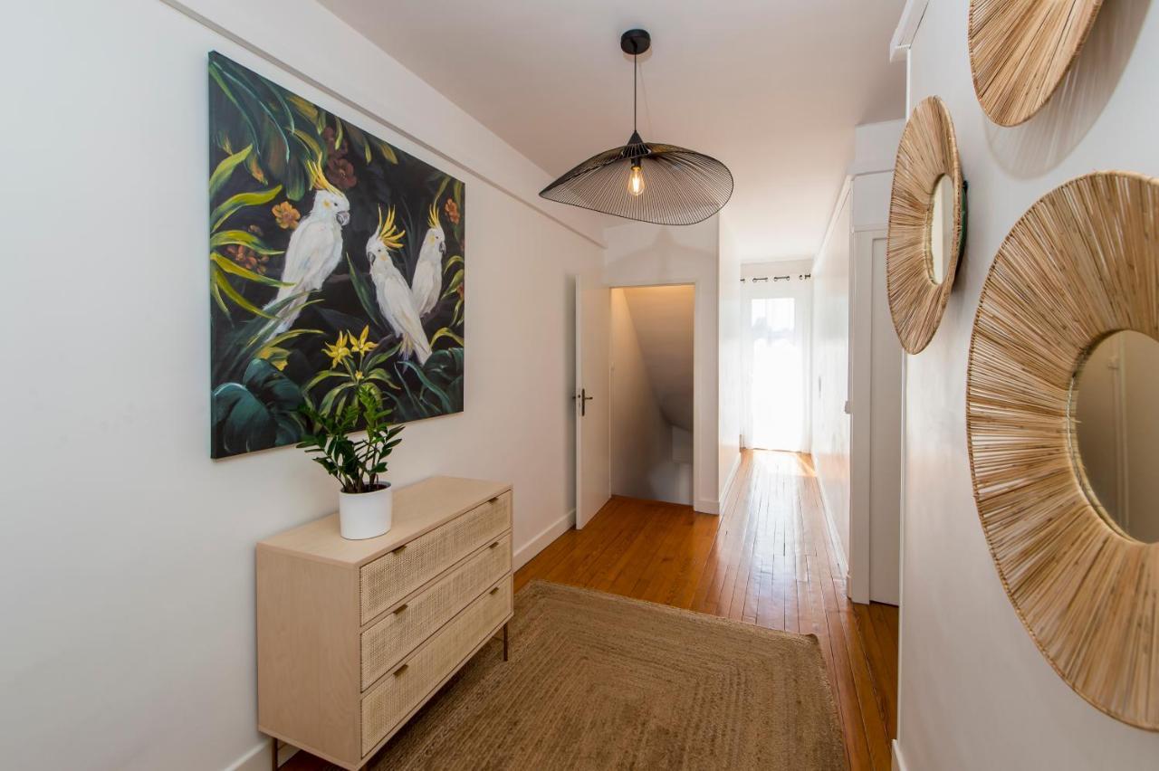 Mana: Chic Downtown With Private Fitness Apartment Rethel